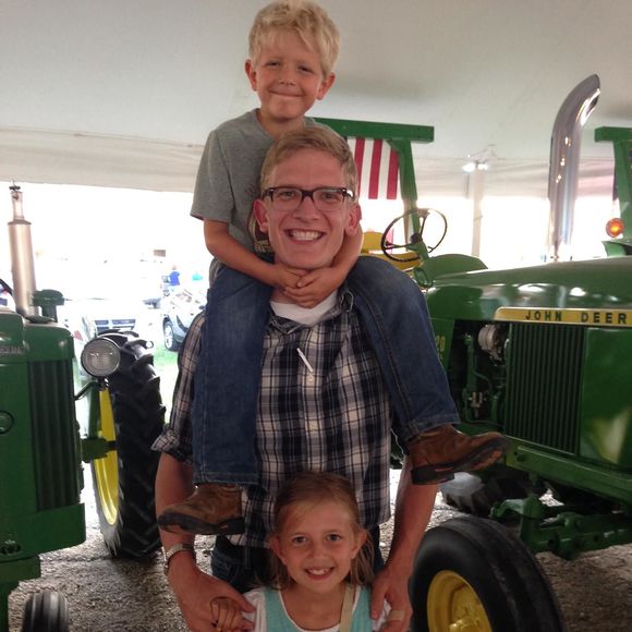 Meet your Posher, Caleb - Picture 1 of 1